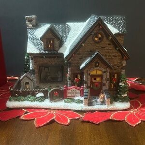 St. Nicholas Square SNS Veterinary Hospital 2011